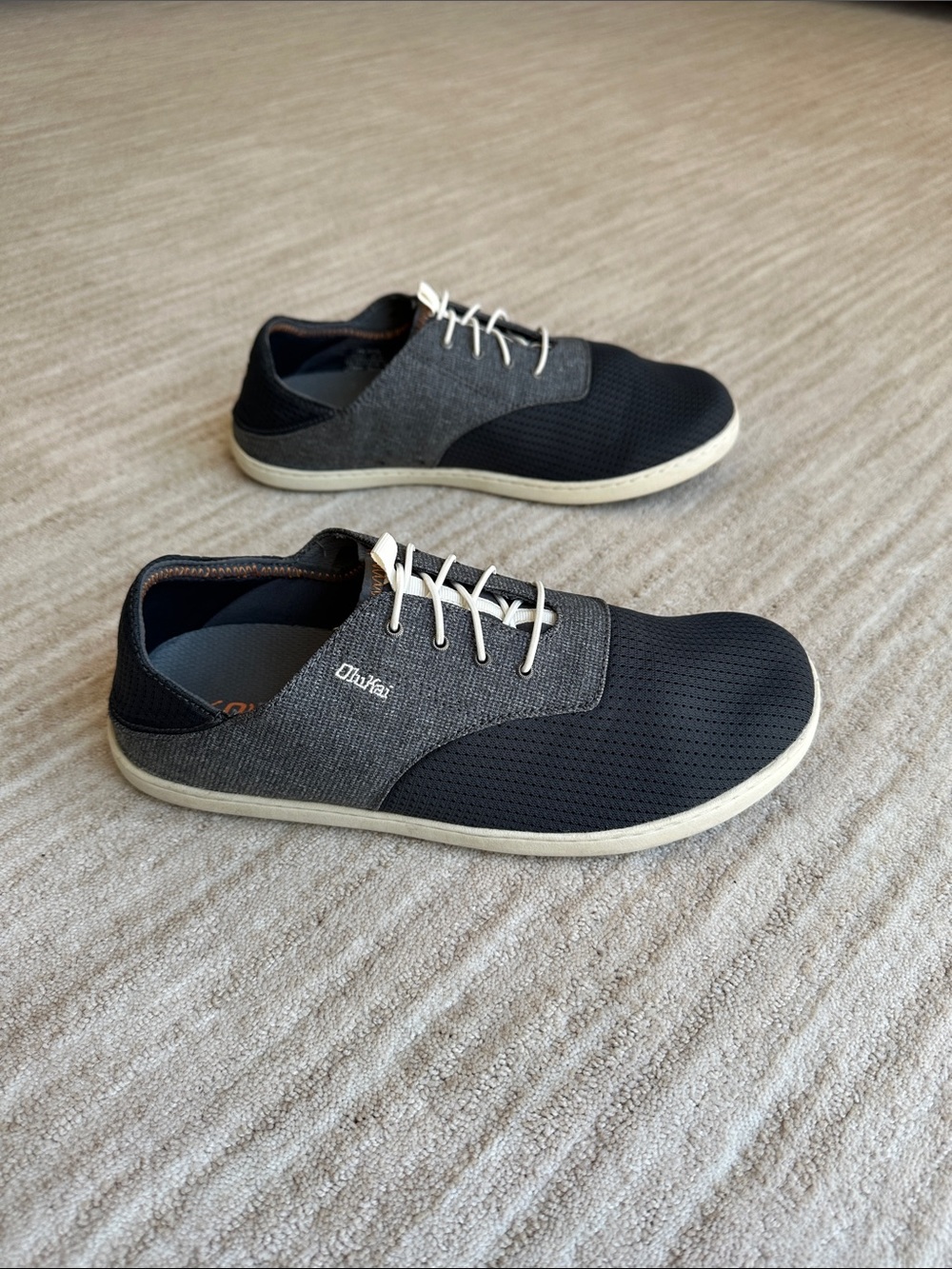 EUC OLUKAI Nohea Moku Shoe Boat No Tie Shoe Dark Shadow Gray Size 10